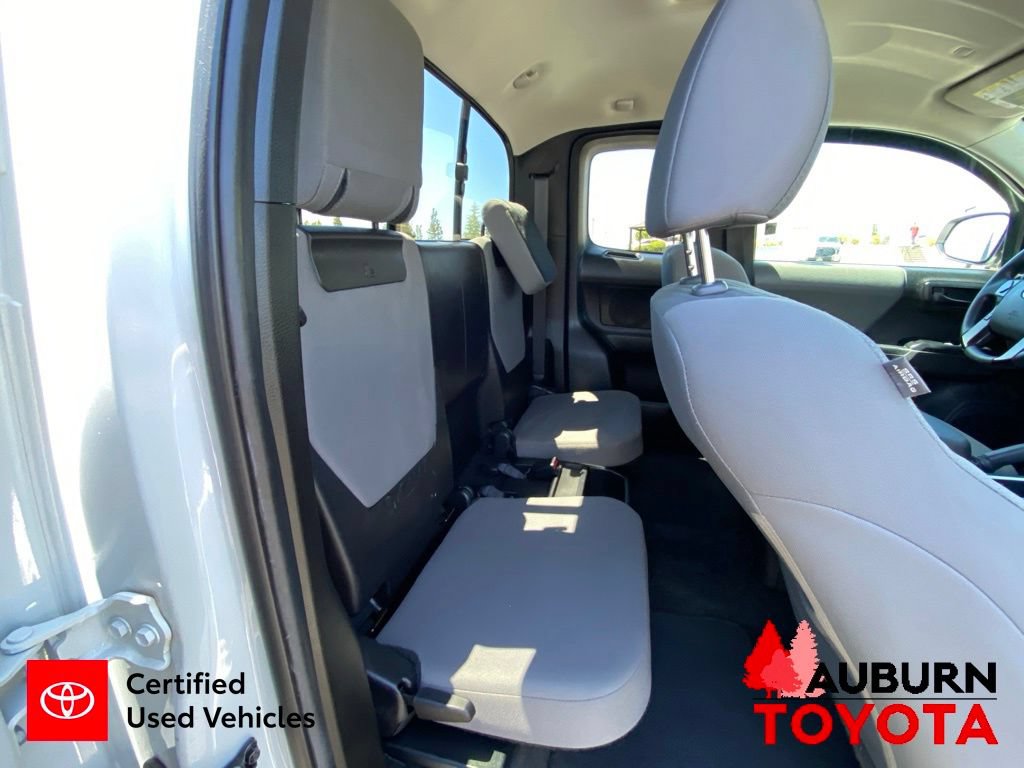 Certified 2021 Toyota Tacoma SR w/ SR Convenience Package AWD/4WD image 16