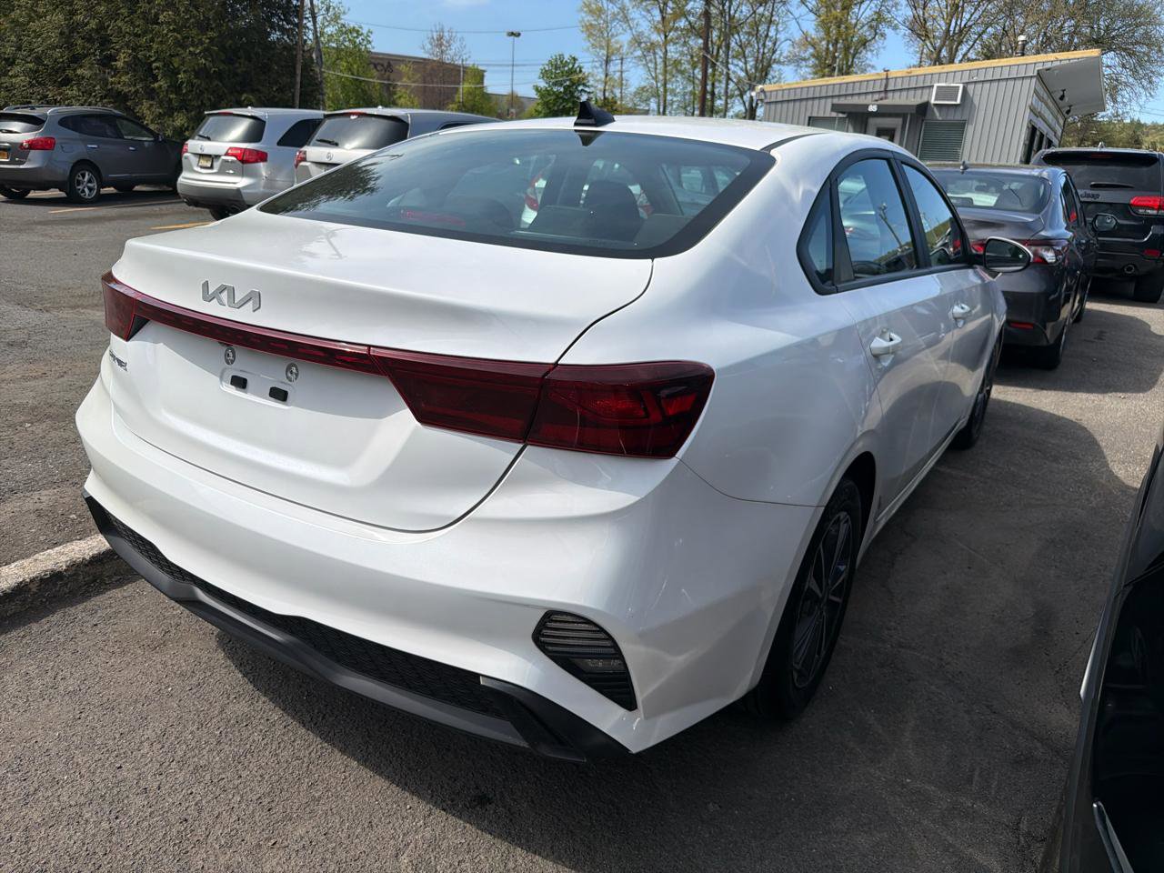 Used 2023 Kia Forte LXS FWD image 6