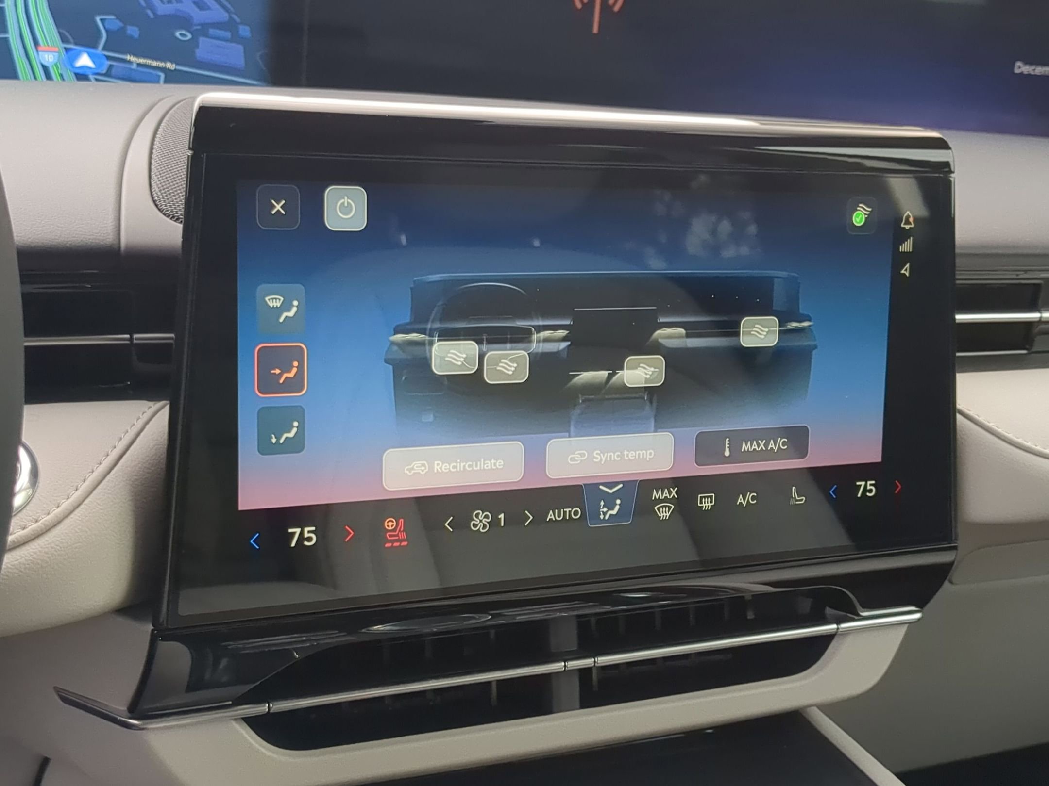 New 2026 Lincoln Nautilus Premier w/ Equipment Group 102A AWD/4WD image 18