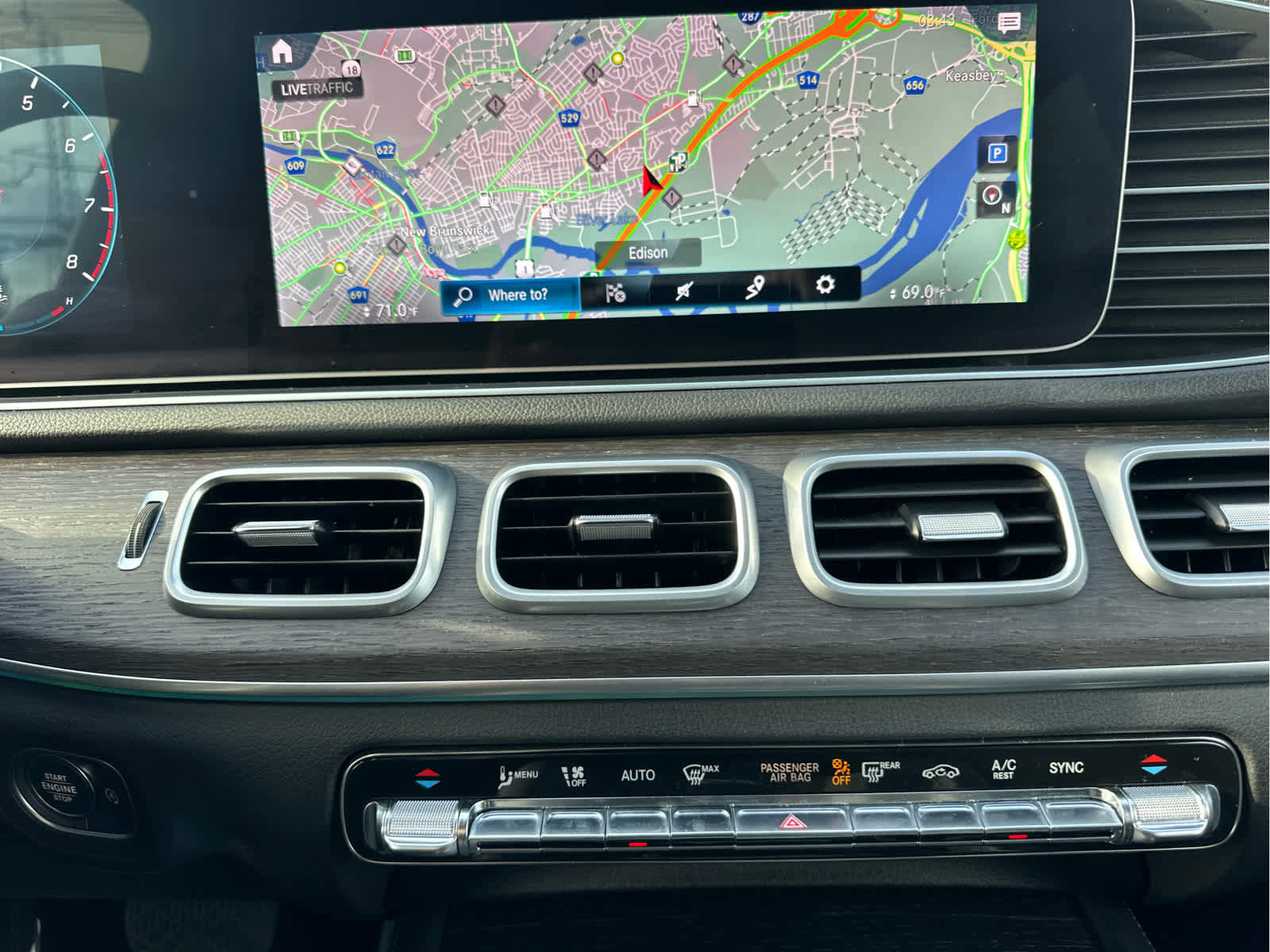 Used 2020 Mercedes-Benz GLE 350 4MATIC image 21