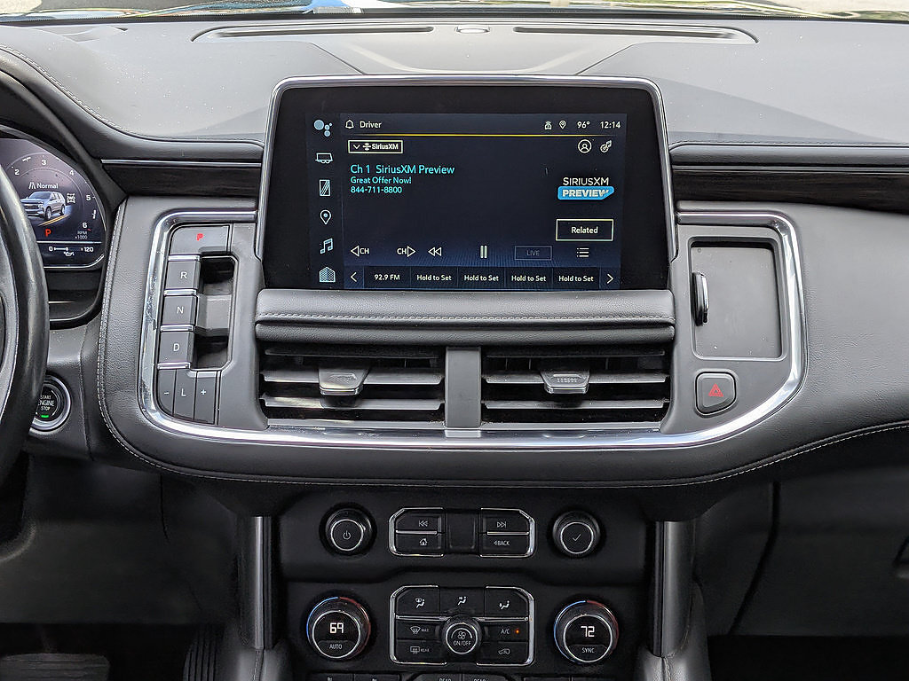 Used 2022 Chevrolet Suburban Z71 AWD/4WD image 44