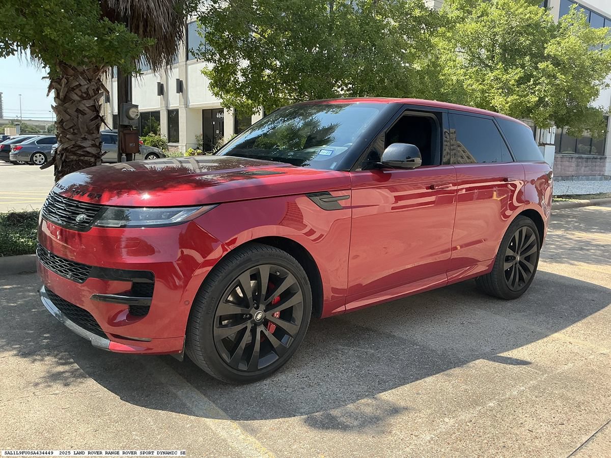 Used 2025 Land Rover Range Rover Sport Dynamic SE AWD/4WD image 4