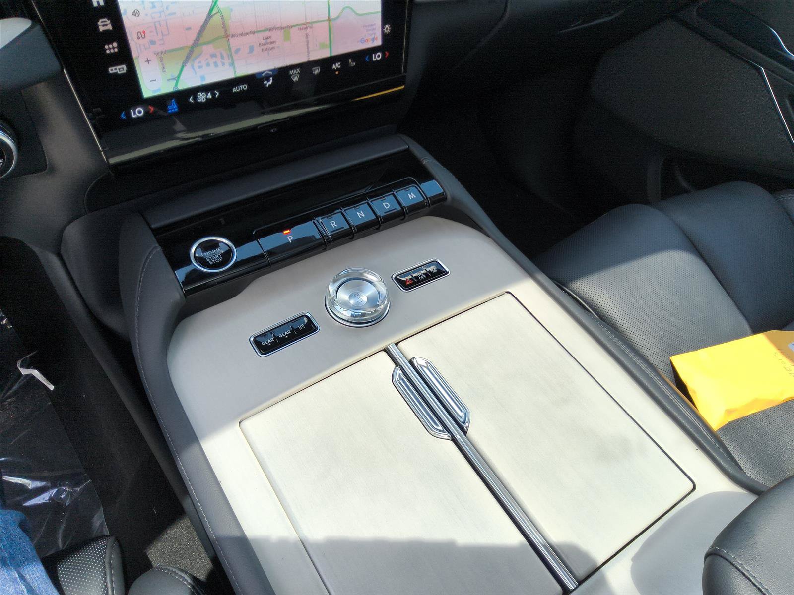 New 2027 Lincoln Navigator Reserve AWD/4WD image 13