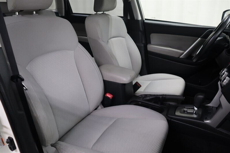 Used 2016 Subaru Forester 2.5i Premium w/ Popular Package #1 AWD/4WD image 17