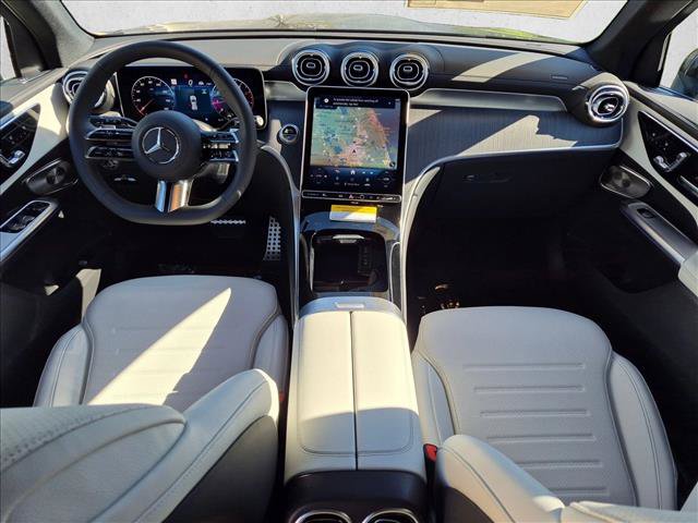 New 2027 Mercedes-Benz GLC 300 image 13