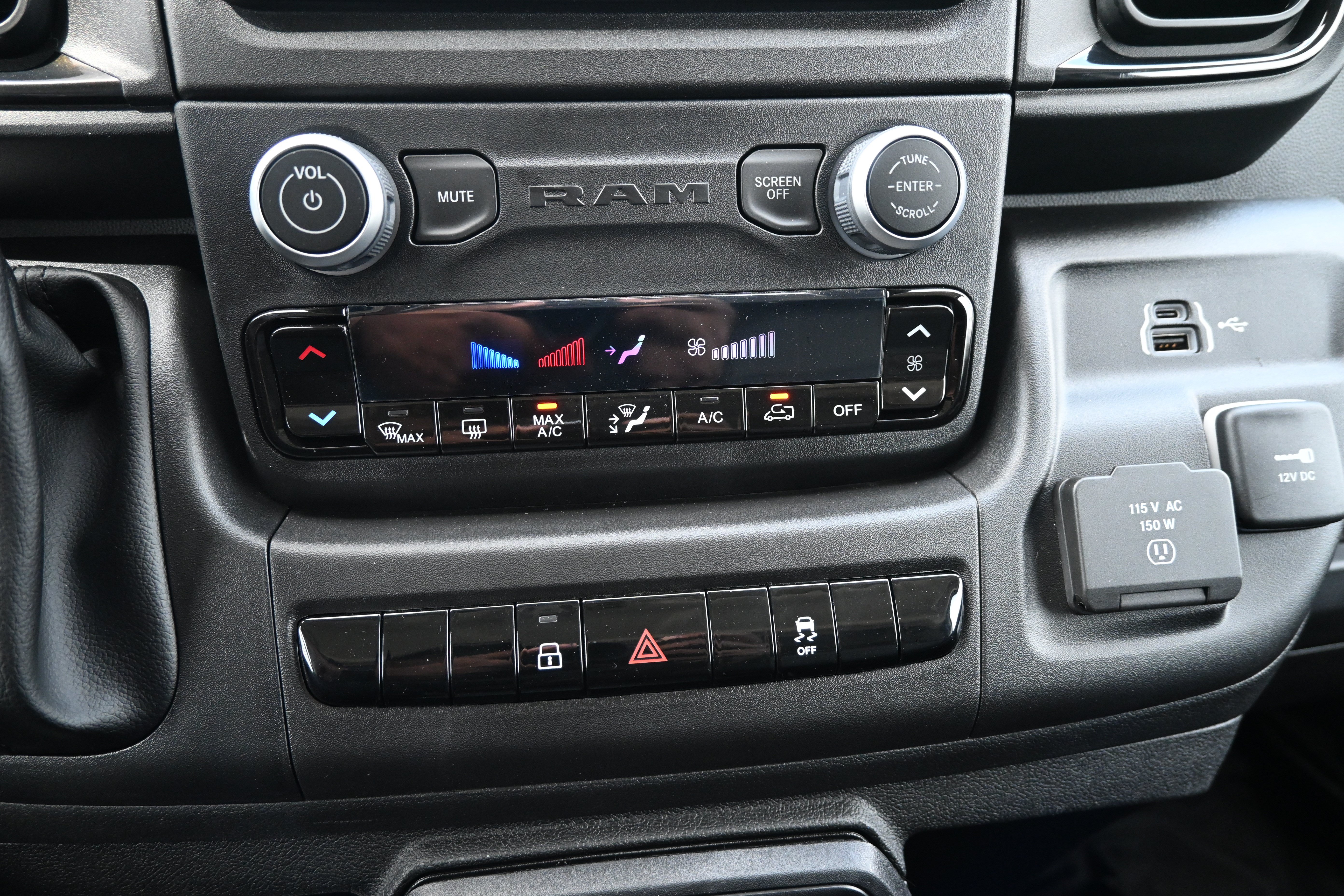 New 2026 RAM ProMaster 2500 w/ Convenience Group FWD image 24