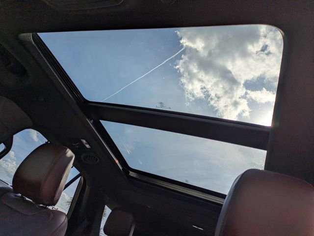 Used 2022 Ford Explorer Platinum w/ Technology Package image 23