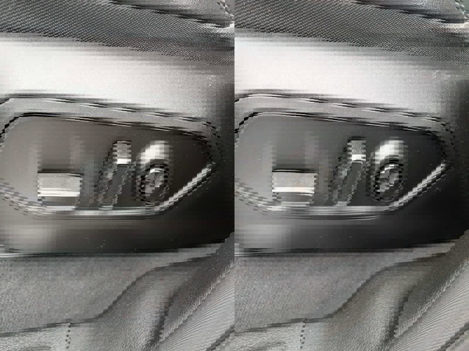 Used 2022 Jeep Grand Cherokee Overland image 32