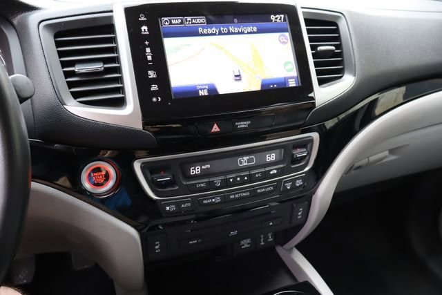 Used 2017 Honda Pilot Touring image 8