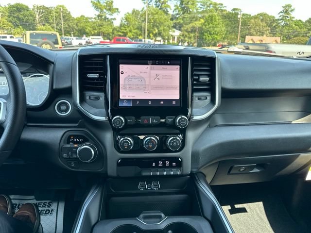 New 2026 RAM 1500 Express AWD/4WD image 13