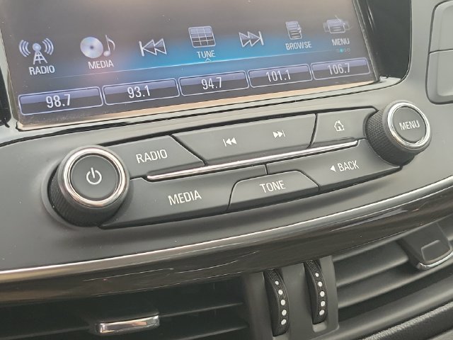 Used 2020 Buick Envision Essence FWD image 18