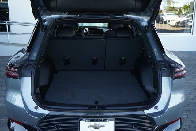 New 2025 Chevrolet Equinox EV LT image 15