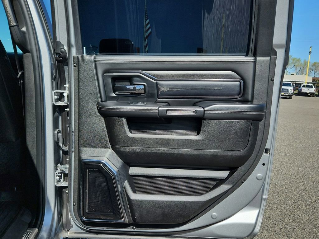 Used 2022 RAM 3500 Limited AWD/4WD image 27