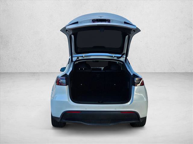 Used 2021 Tesla Model Y Long Range AWD/4WD image 6