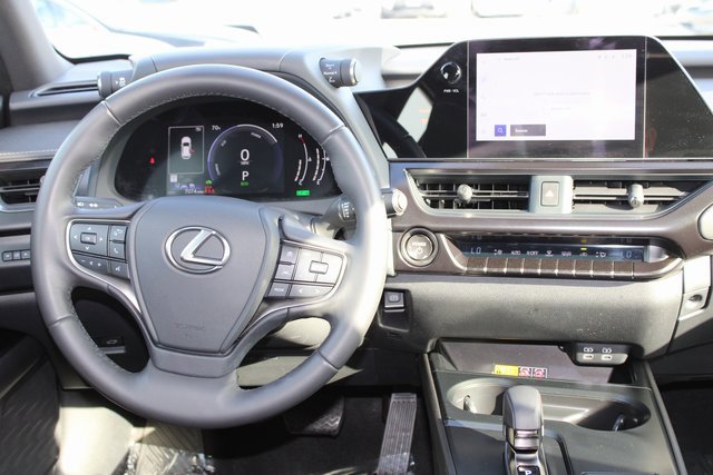 Used 2025 Lexus UX 300h FWD image 14