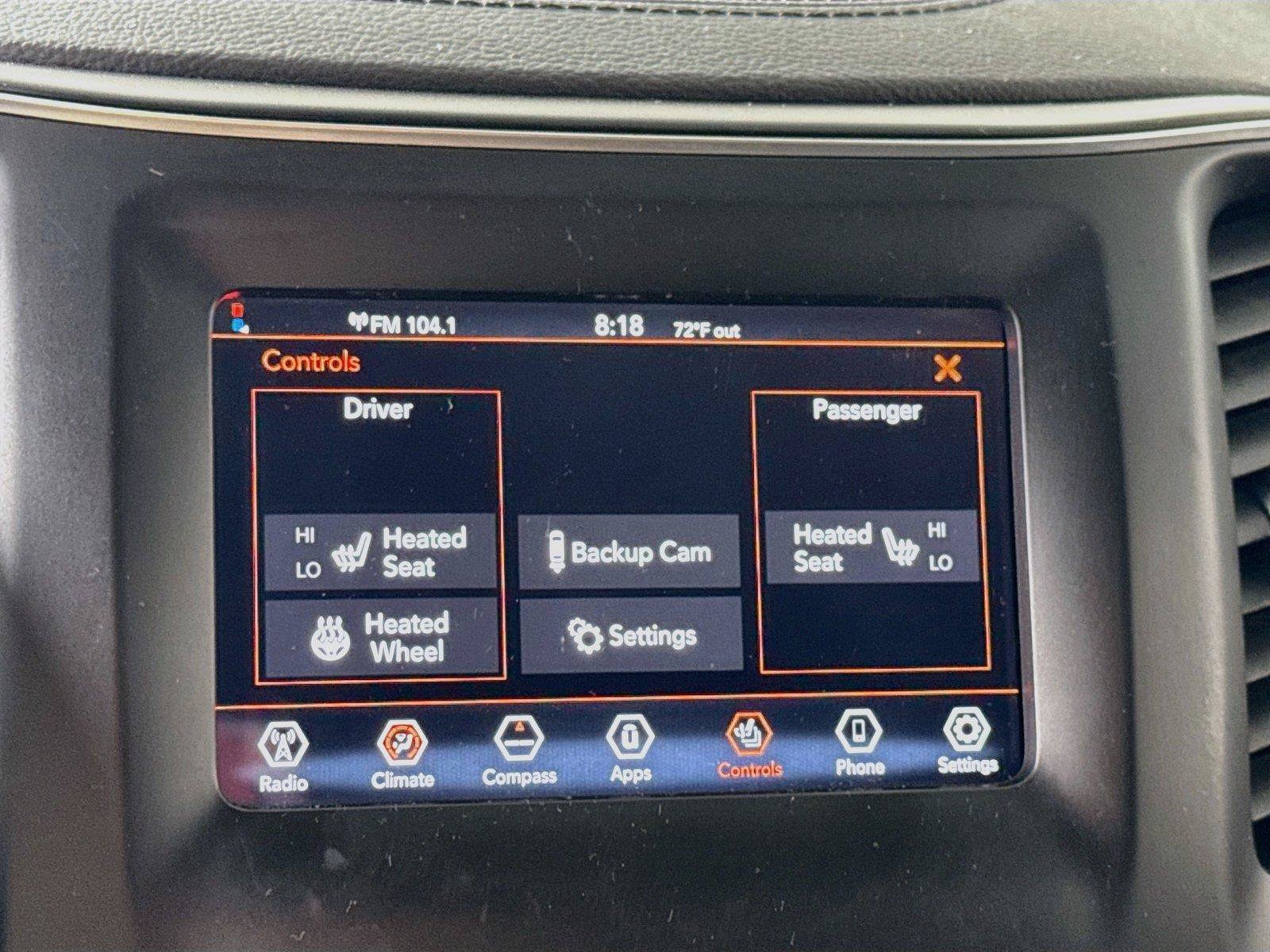 Used 2019 Jeep Cherokee Latitude Plus w/ Cold Weather Group AWD/4WD image 13