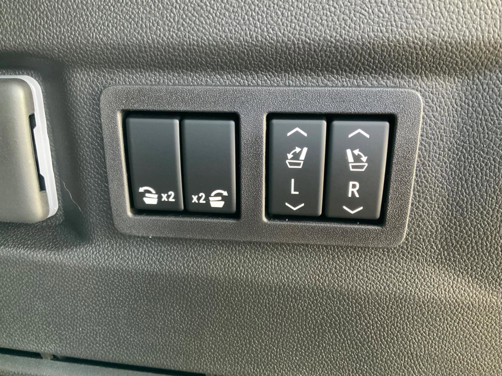 New 2026 Chevrolet Tahoe Premier AWD/4WD image 34