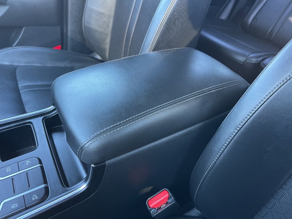 Used 2023 Kia Sorento S w/ Panoramic Sunroof Package image 16