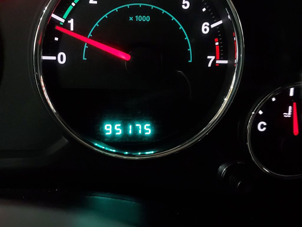 Used 2014 Jeep Wrangler Unlimited Sahara w/ Connectivity Group image 36