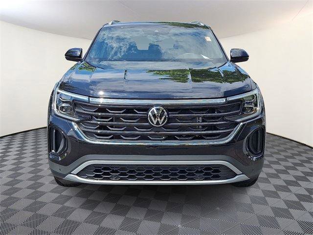 New 2025 Volkswagen Atlas Cross Sport SE image 2