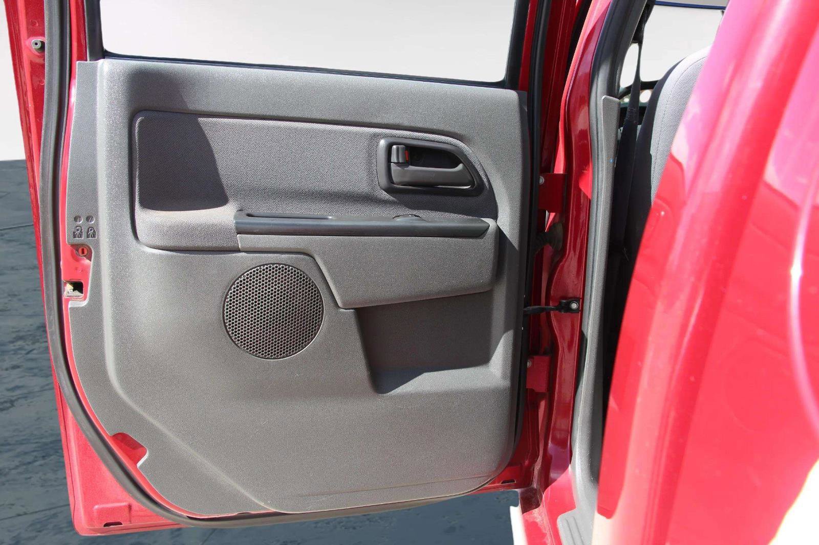 Used 2006 GMC Canyon SLE image 19