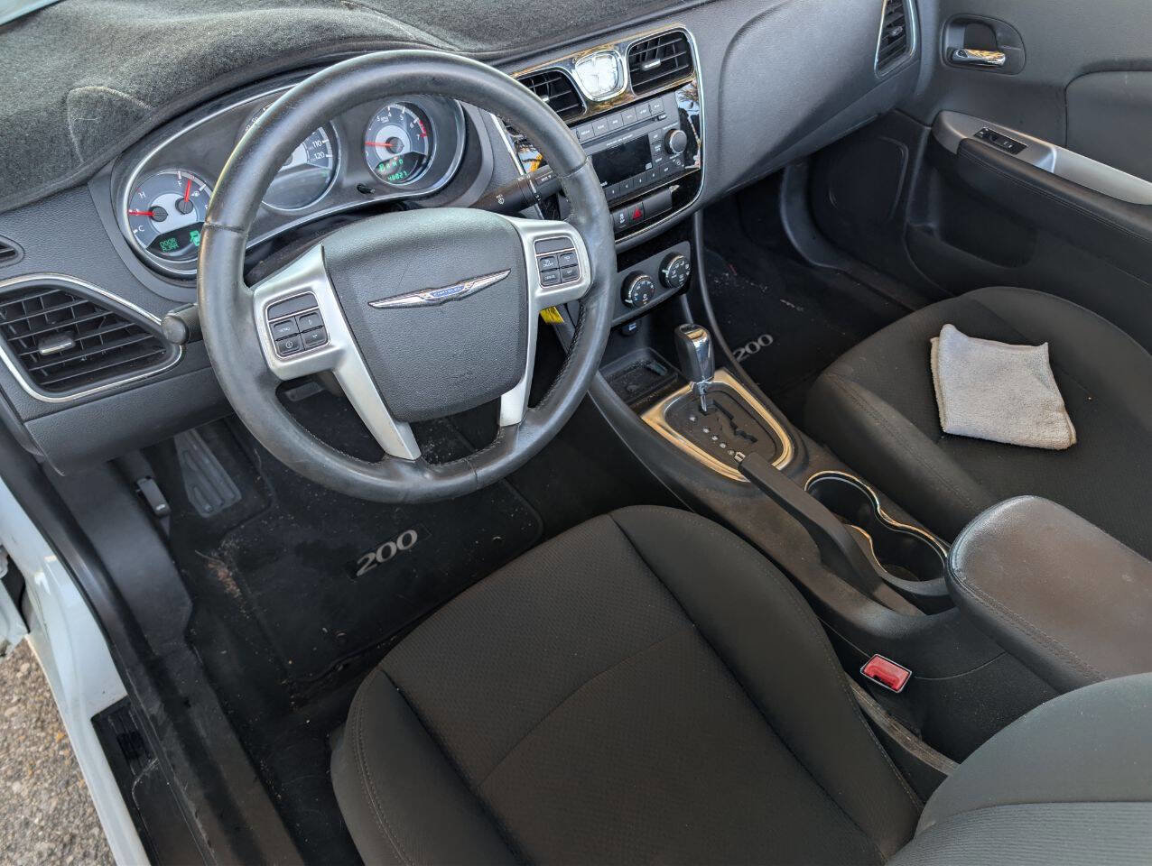 Used 2012 Chrysler 200 Touring image 13