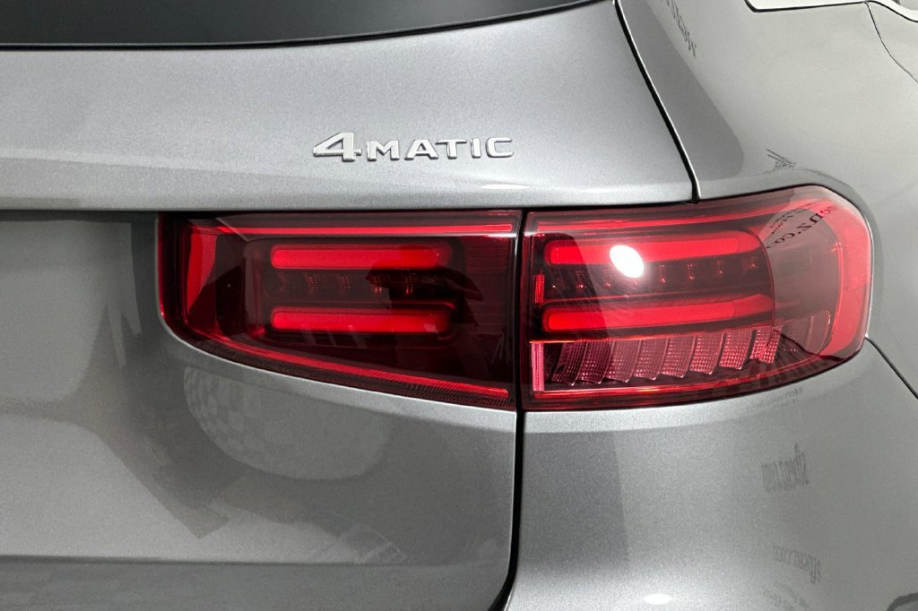 Certified 2026 Mercedes-Benz GLB 250 4MATIC image 34