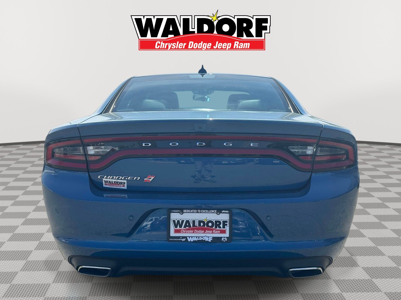 Used 2022 Dodge Charger SXT w/ Plus Group image 5