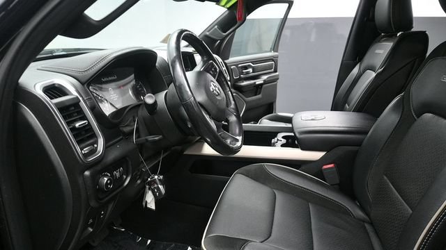 Used 2019 RAM 1500 Laramie AWD/4WD image 25