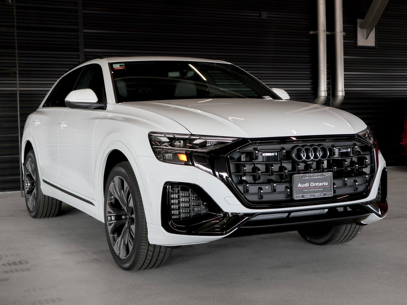 New 2025 Audi Q8 Premium image 15
