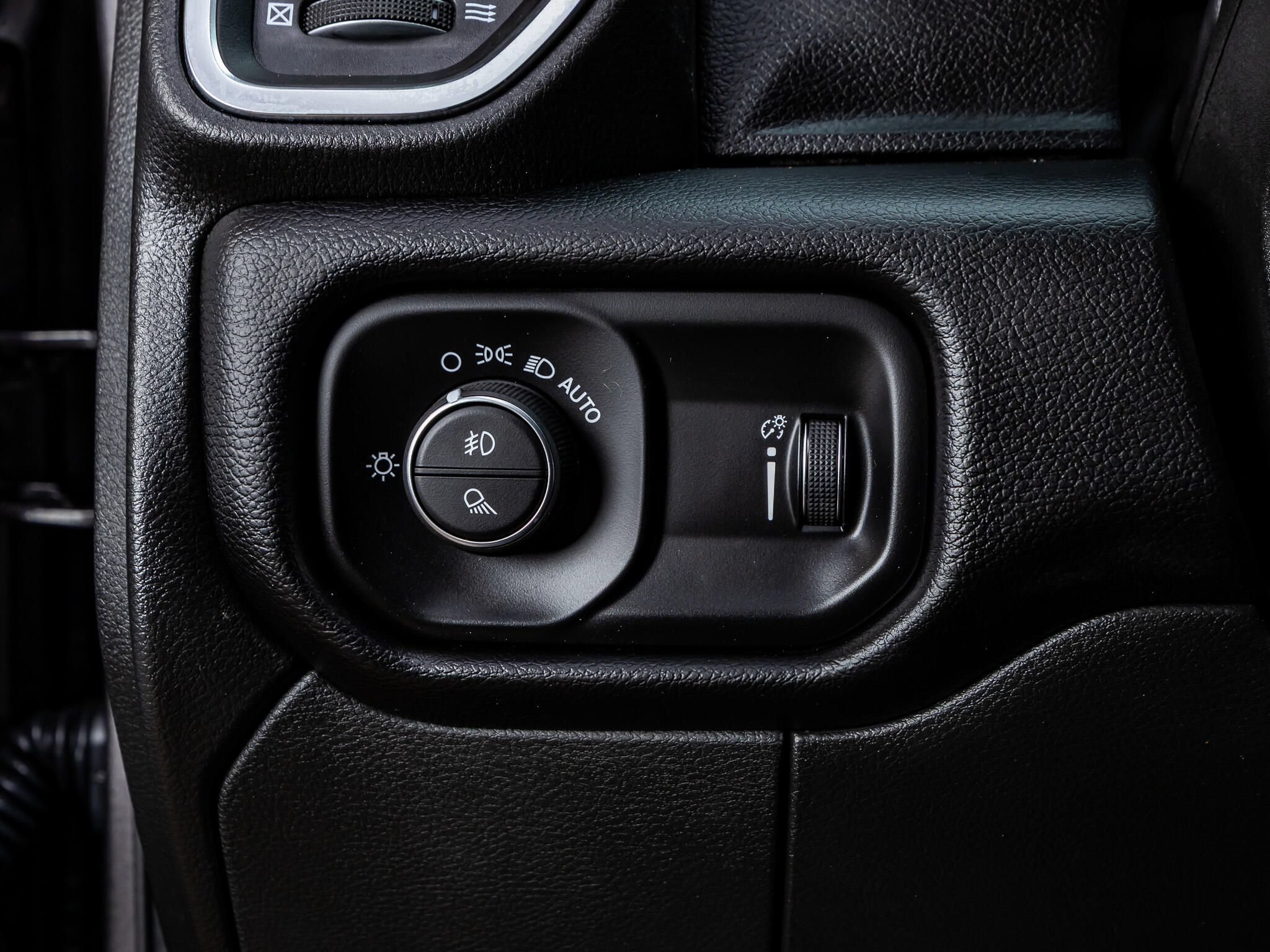 Used 2026 RAM 2500 Big Horn AWD/4WD image 21