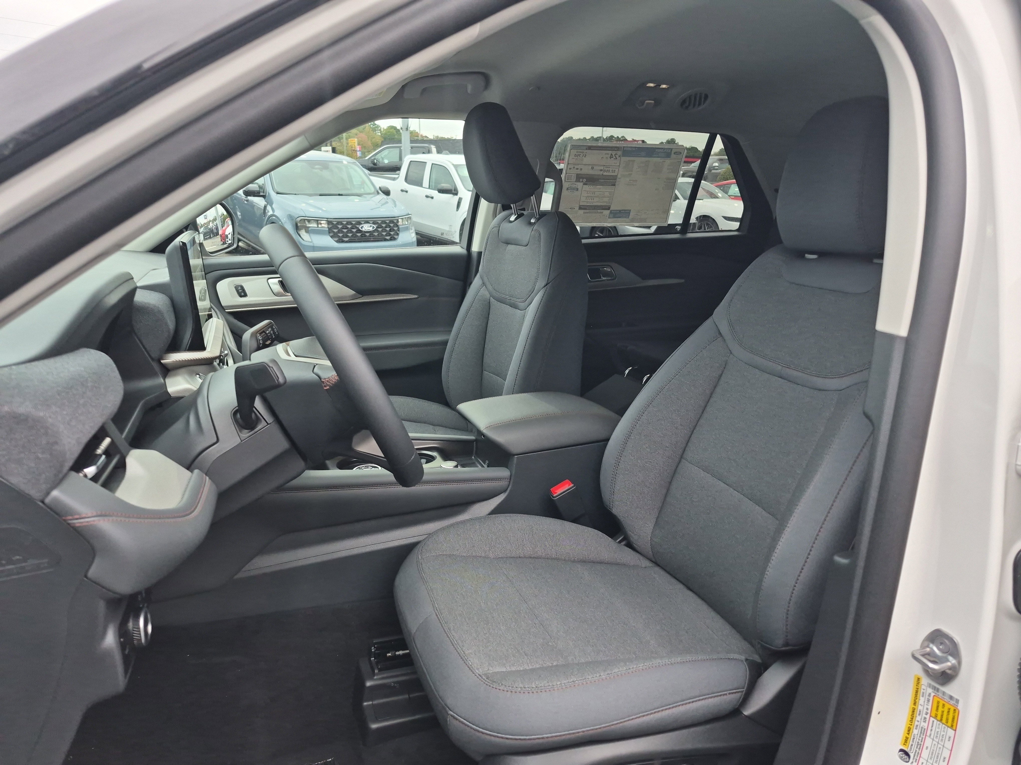 New 2026 Ford Explorer Active image 10