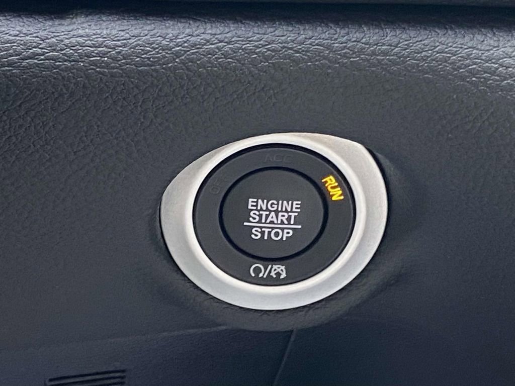 New 2026 Chrysler Pacifica Select image 20