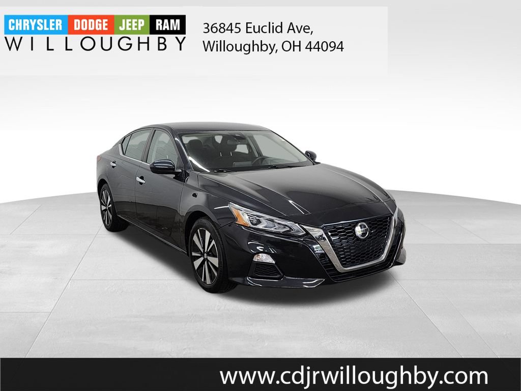 Used 2022 Nissan Altima 2.5 SV FWD image 3