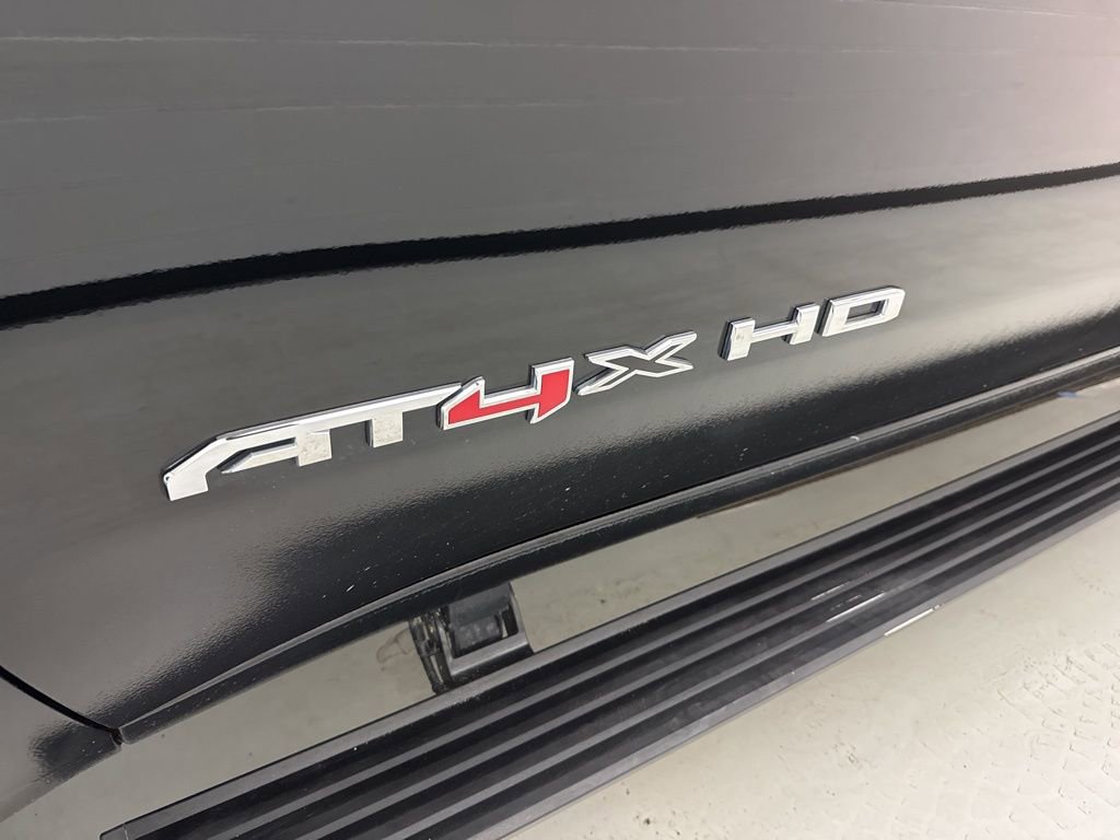 Used 2024 GMC Sierra 2500 AT4X image 24