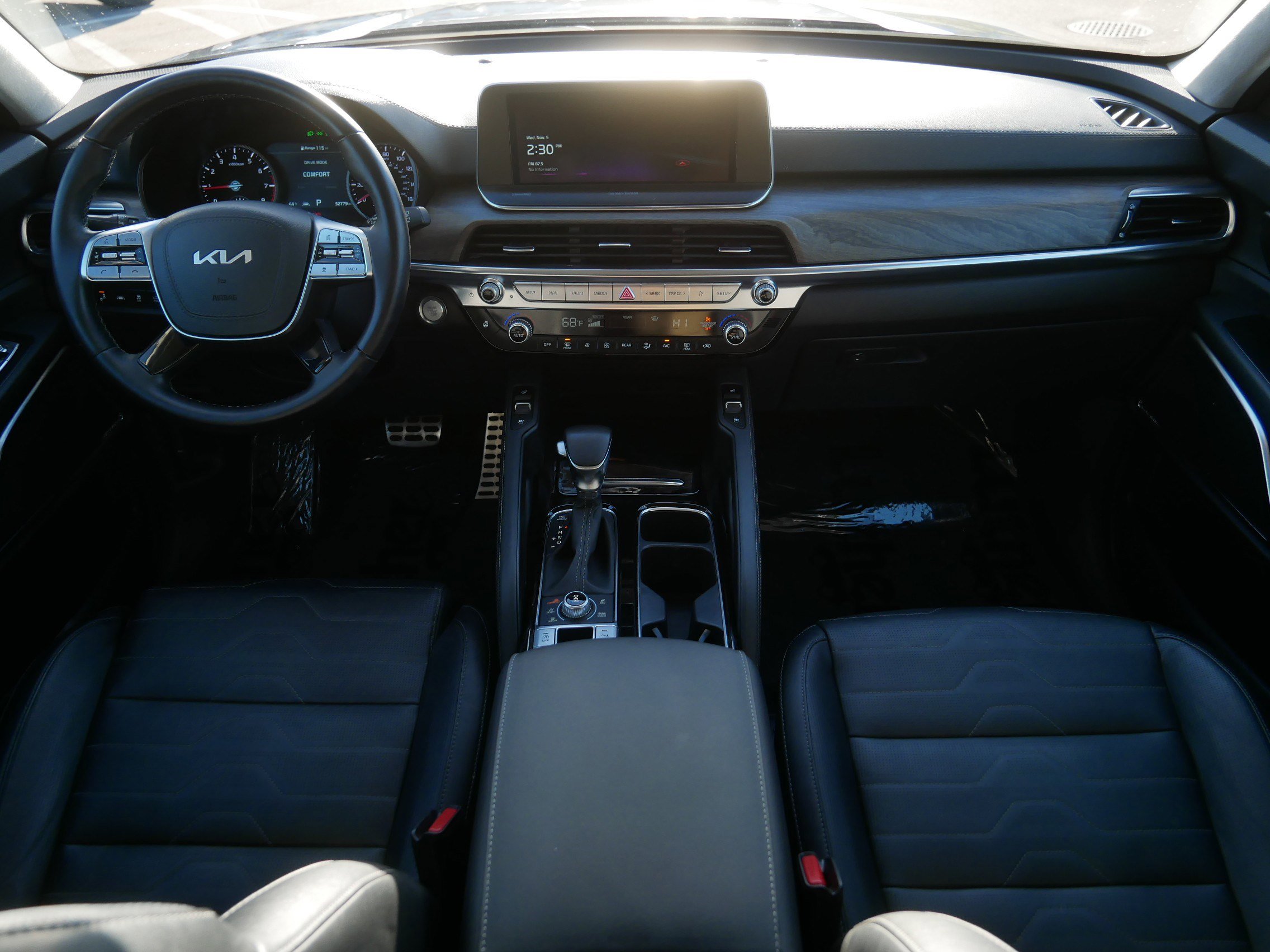 Used 2022 Kia Telluride SX w/ SX Prestige Package image 10