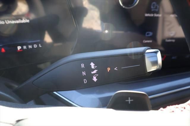 New 2026 Chevrolet Suburban RST image 26