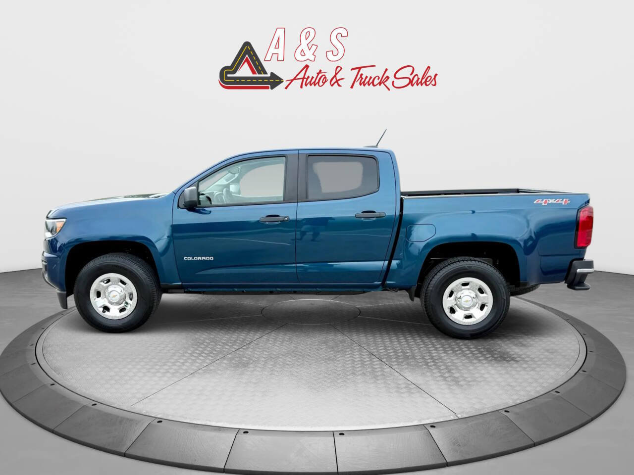 Used 2019 Chevrolet Colorado W/T w/ WT Convenience Package AWD/4WD image 4