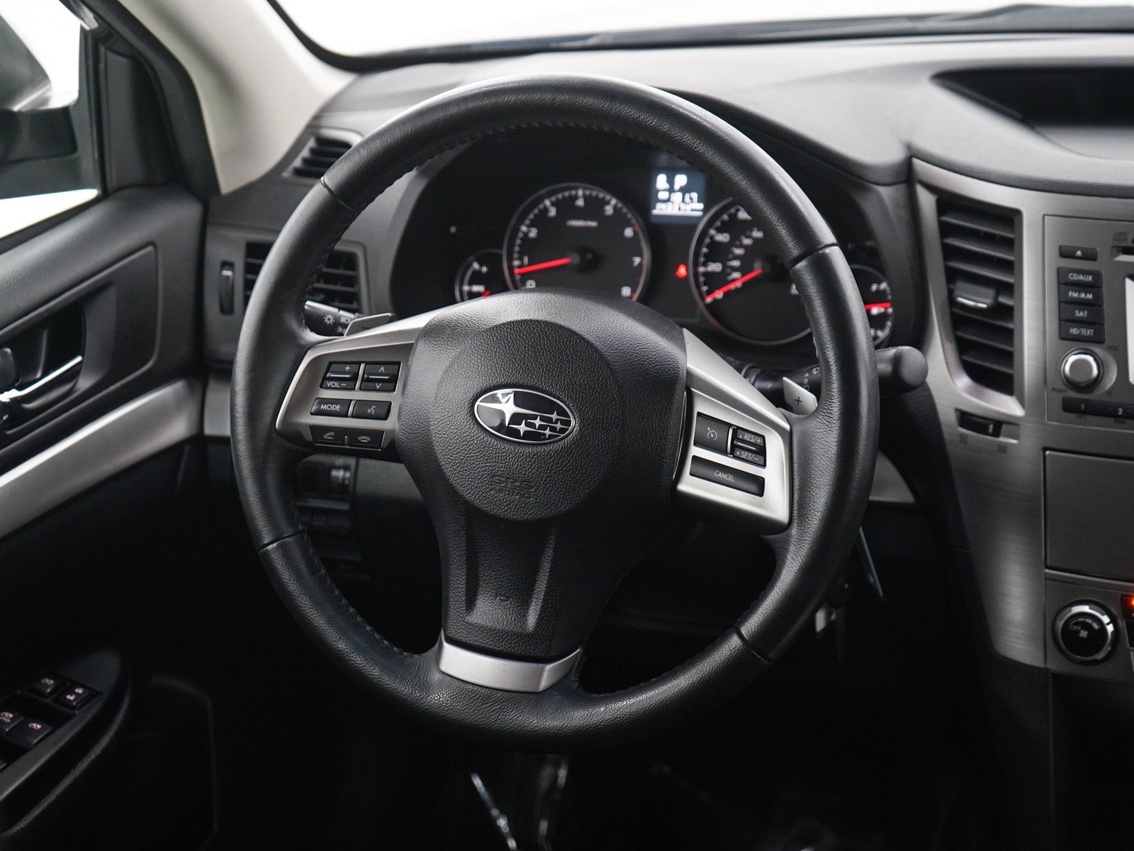 Used 2014 Subaru Outback 2.5i Premium AWD/4WD image 14