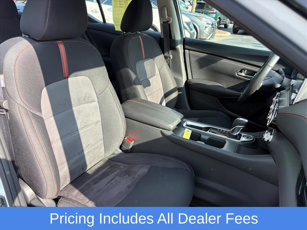 Used 2024 Nissan Sentra SR FWD image 20