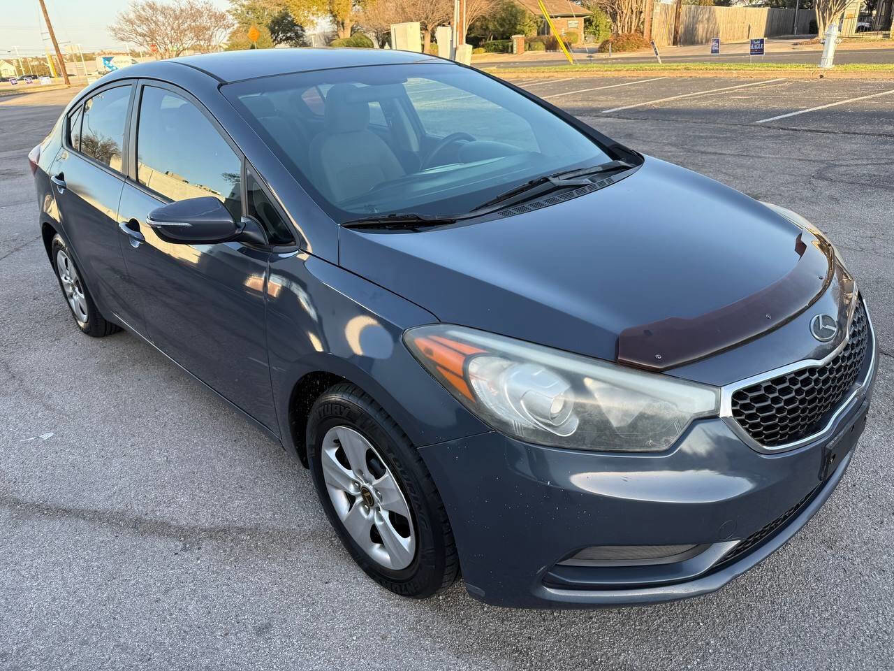 Used 2015 Kia Forte LX w/ Popular Package image 1