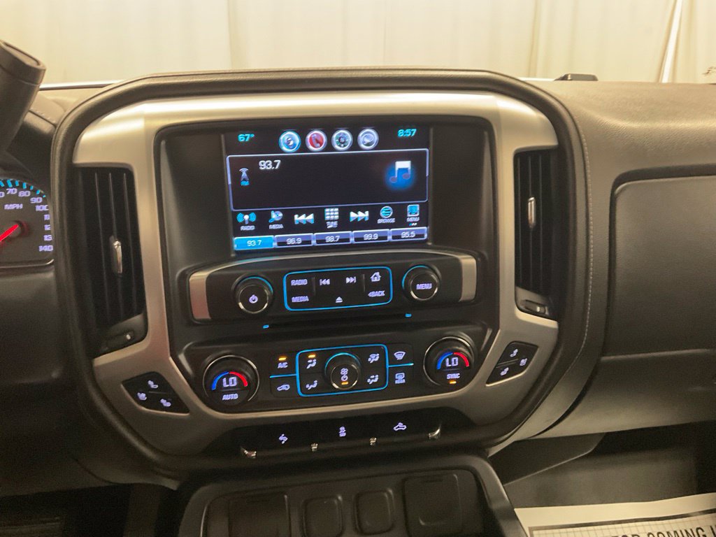 Used 2017 GMC Sierra 1500 SLT w/ SLT Premium Package AWD/4WD image 22