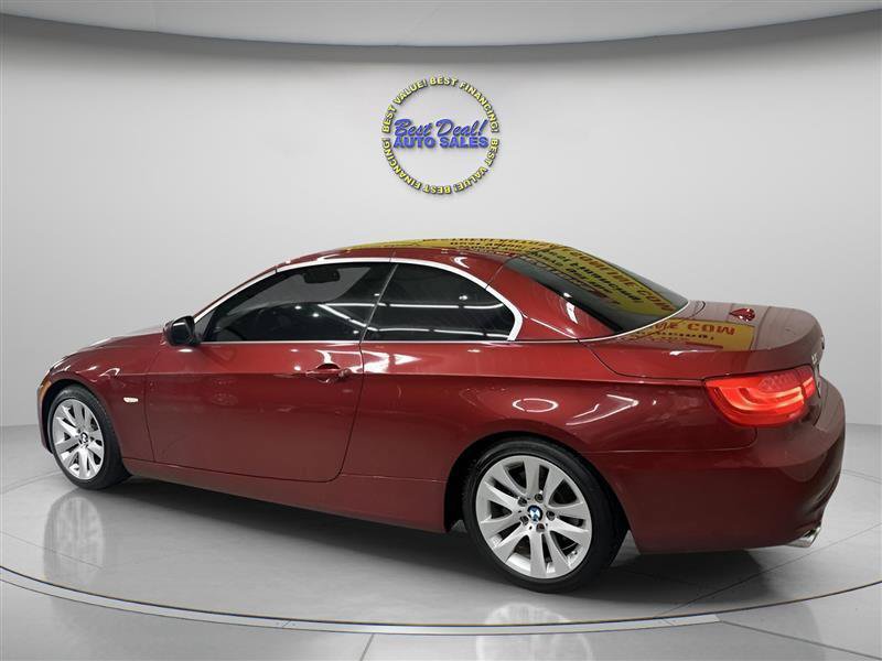 Used 2013 BMW 328i Convertible RWD image 3