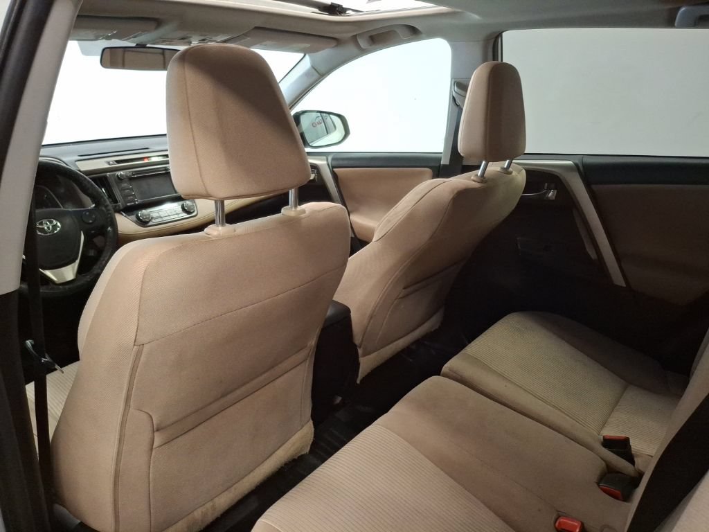 Used 2015 Toyota RAV4 XLE AWD/4WD image 15
