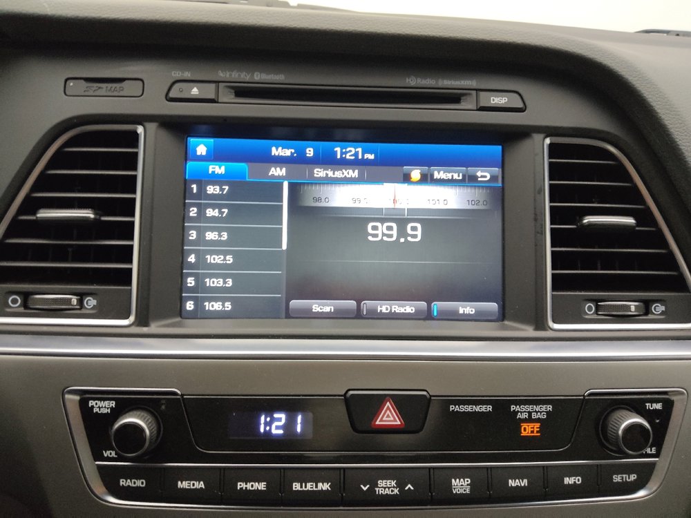 Used 2016 Hyundai Sonata Limited w/ Option Group 04 image 25