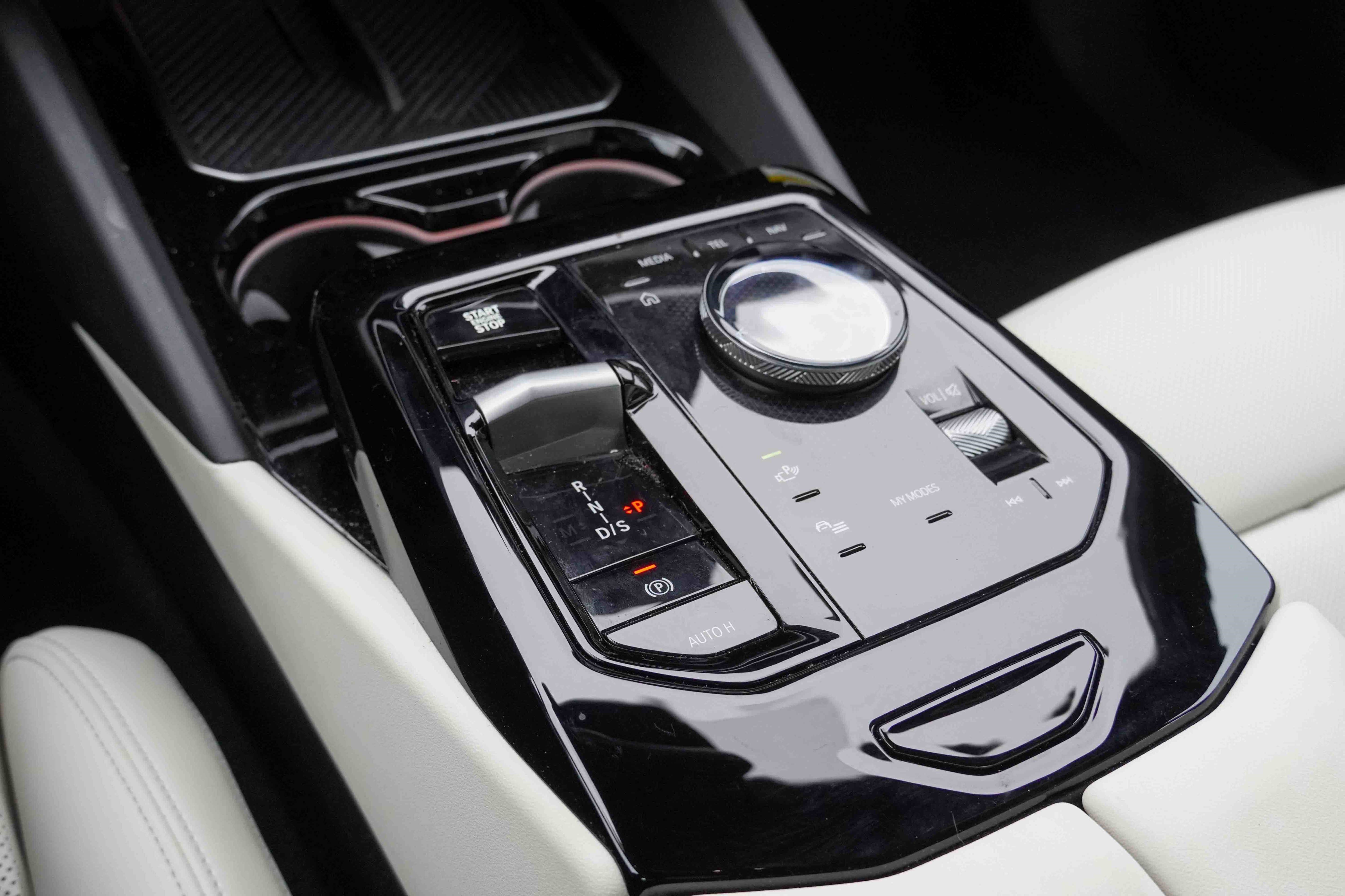 Certified 2025 BMW 540i xDrive 540i xDrive image 30