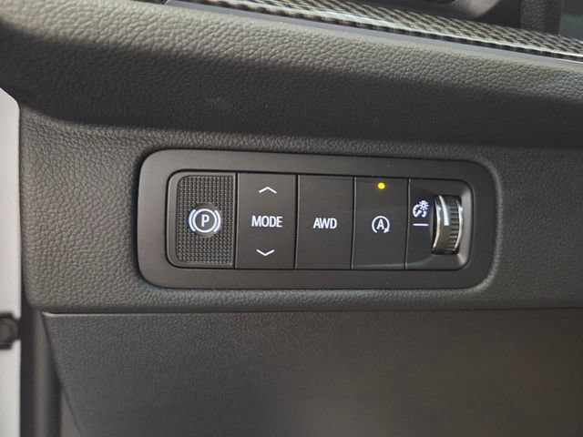 New 2027 Chevrolet Traverse Z71 w/ Enhanced Driving Package AWD/4WD image 32