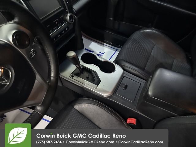Used 2013 Toyota Camry SE image 15