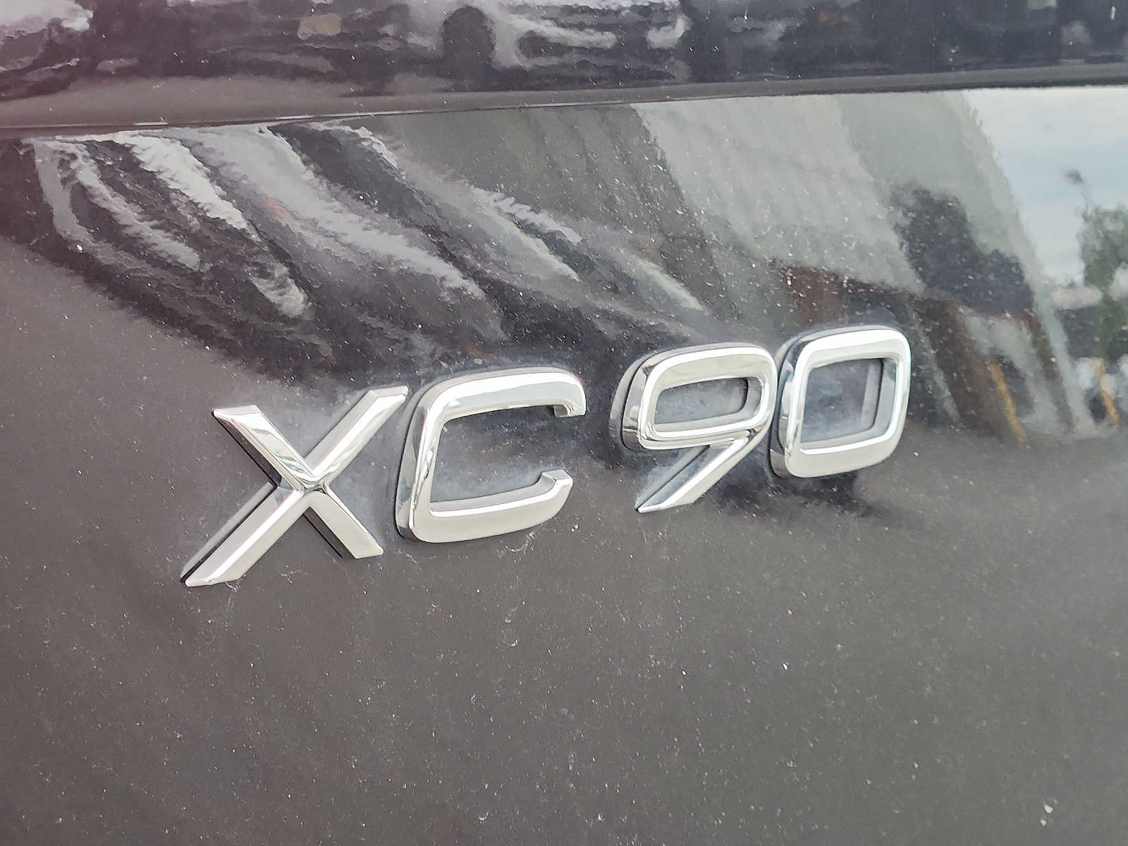 Certified 2024 Volvo XC90 B5 Plus w/ Protection Package Premier AWD/4WD image 25