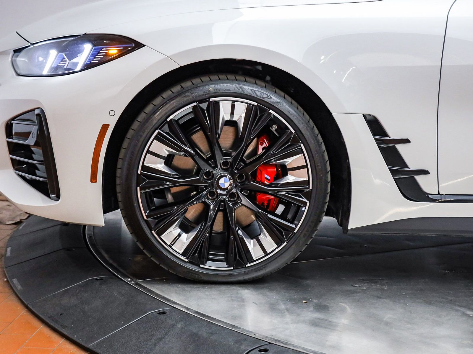New 2026 BMW 430i w/ M Sport Package RWD image 8